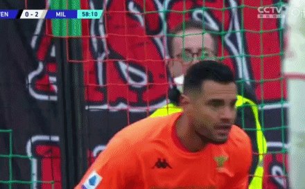 1641733040428095069.gif
